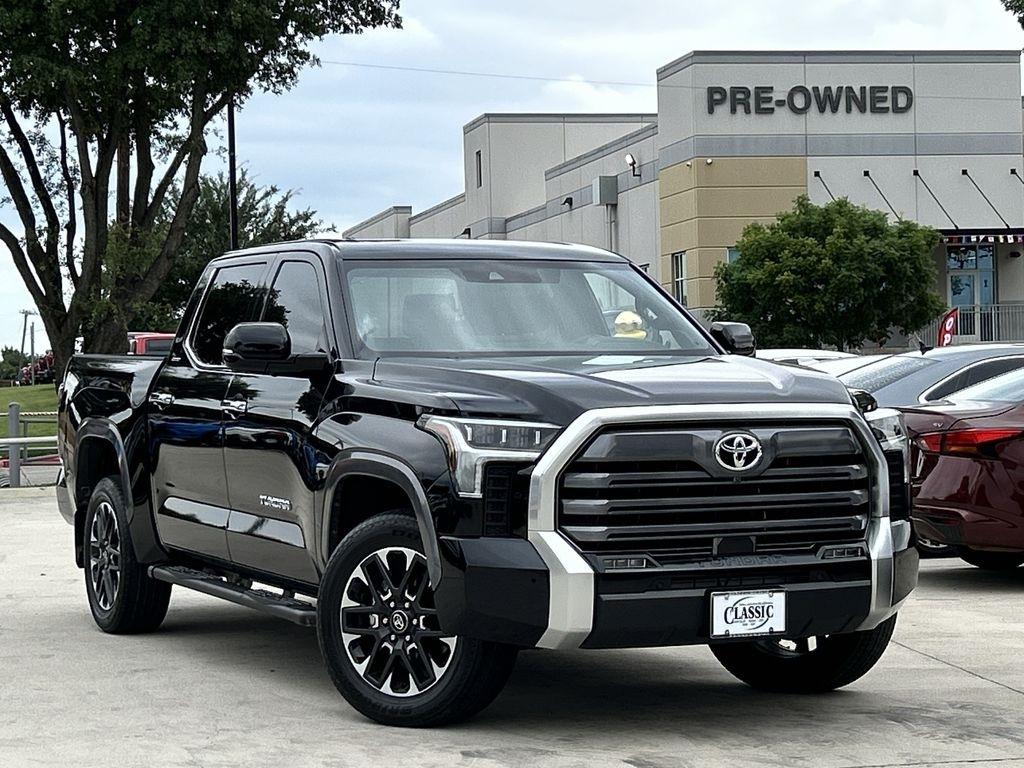 Toyota Tundra Limited CrewMax 4WD 2025