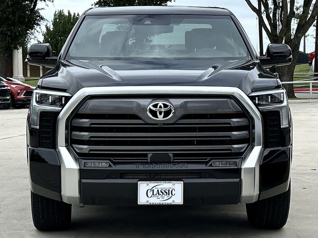 Toyota Tundra Limited CrewMax 4WD 2025