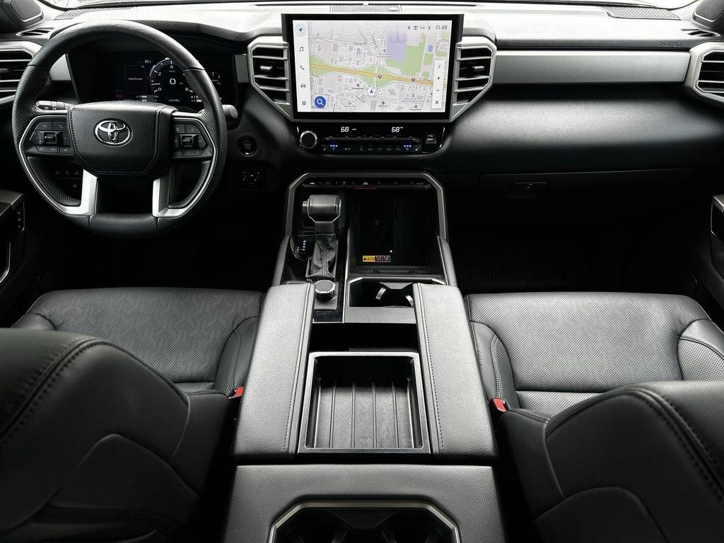 Toyota Tundra Limited CrewMax 4WD 2025