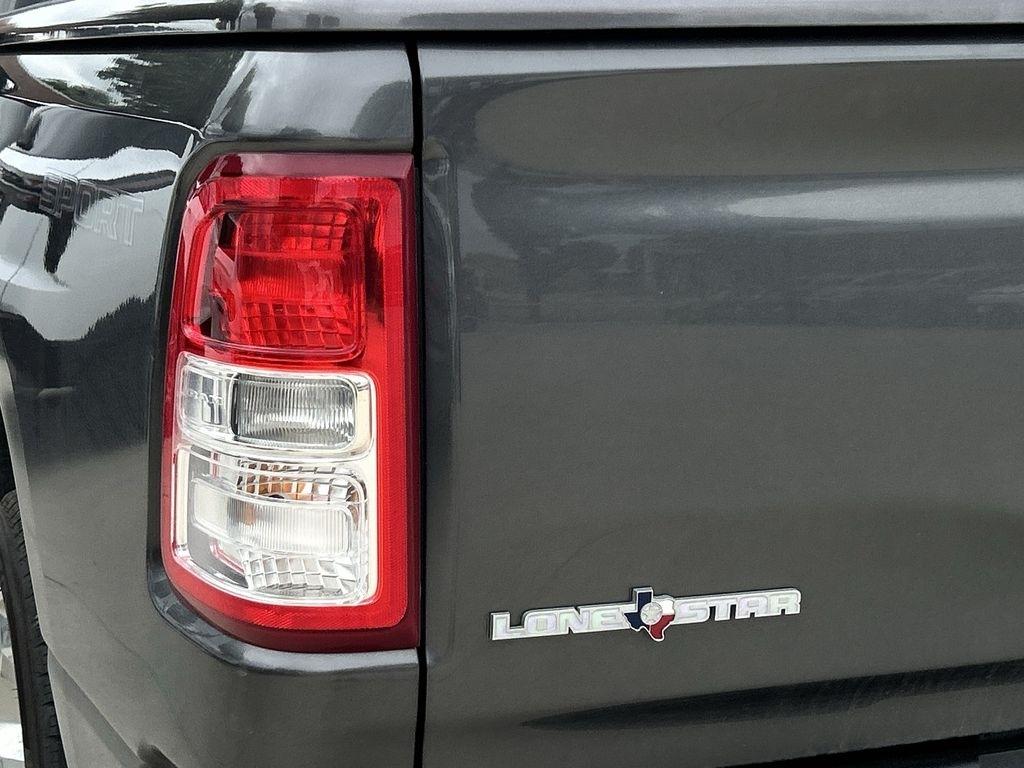 RAM 1500 Big Horn Crew Cab SWB 4WD 2022