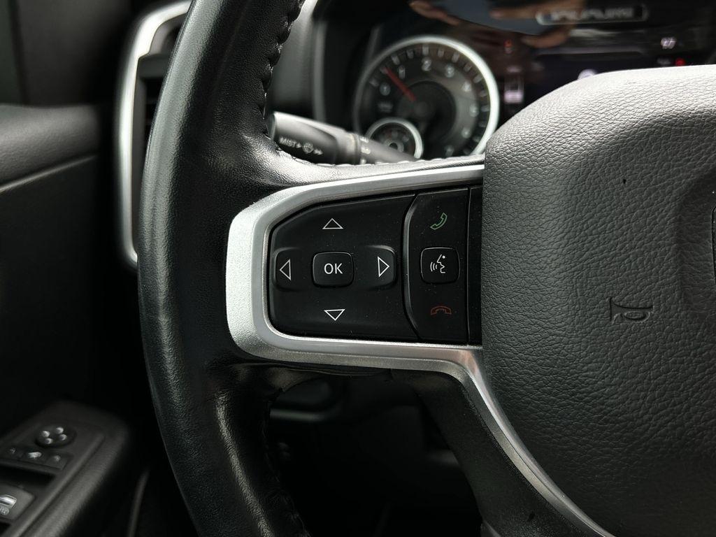 RAM 1500 Big Horn Crew Cab SWB 4WD 2022