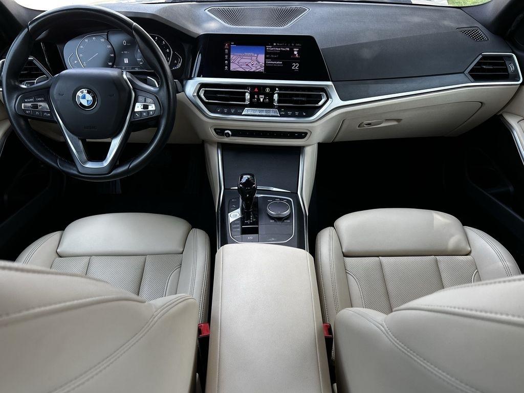BMW 3-Series 330i 2022