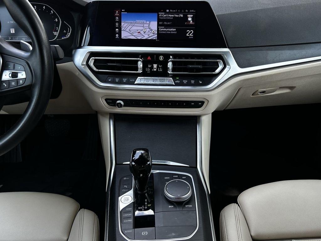 BMW 3-Series 330i 2022