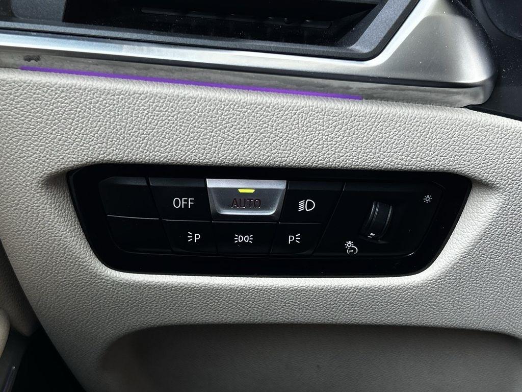 BMW 3-Series 330i 2022