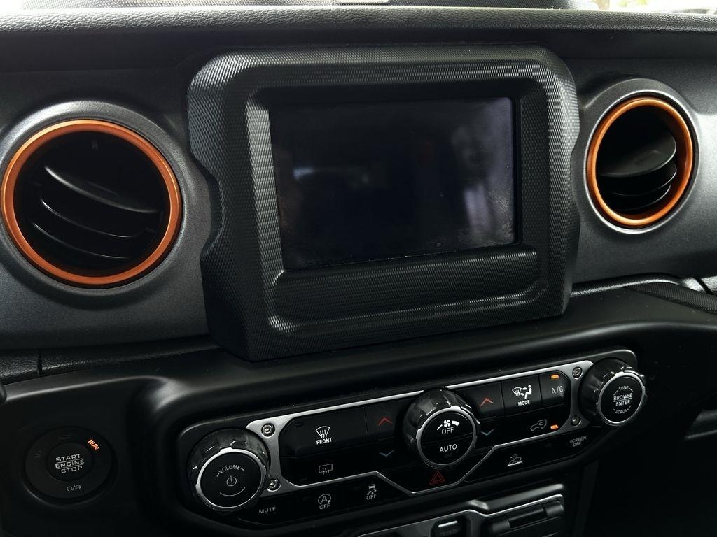 Jeep Gladiator Mojave 2021