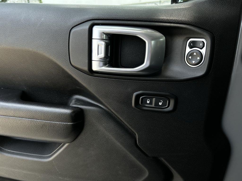 Jeep Gladiator Mojave 2021
