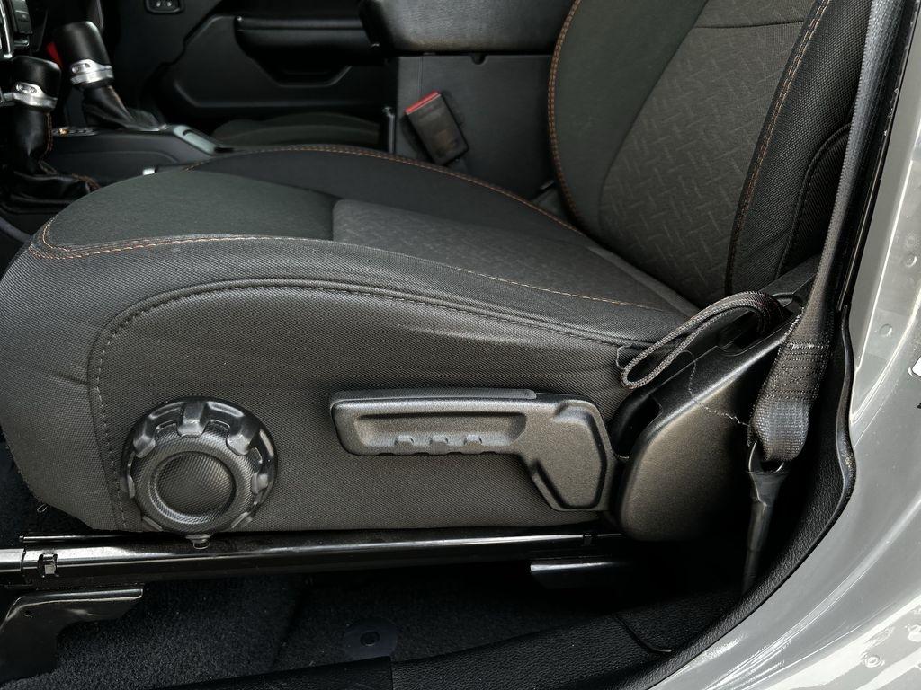 Jeep Gladiator Mojave 2021
