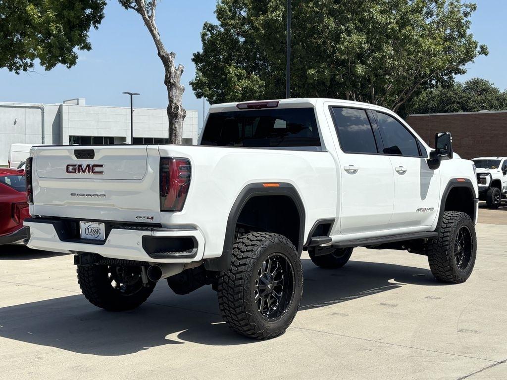 GMC Sierra 2500HD AT4 Crew Cab 4WD 2026