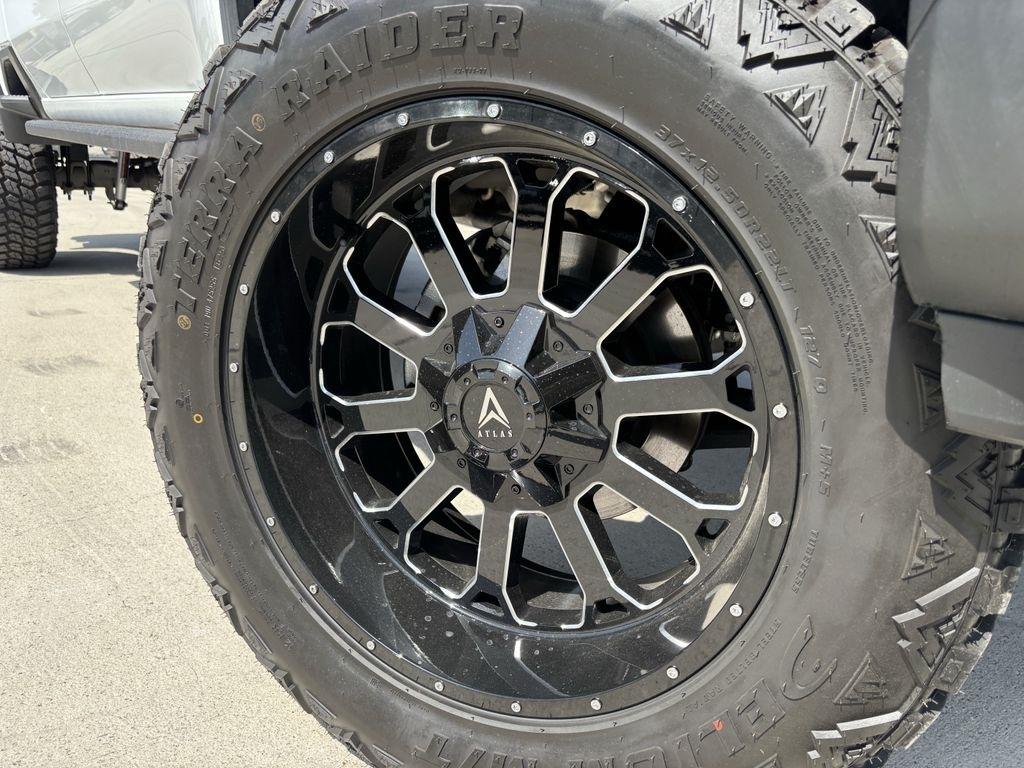 GMC Sierra 2500HD AT4 Crew Cab 4WD 2026