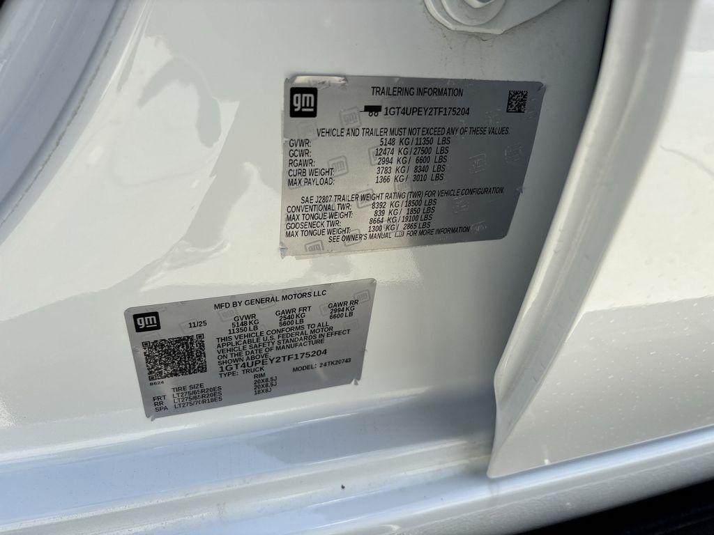 GMC Sierra 2500HD AT4 Crew Cab 4WD 2026