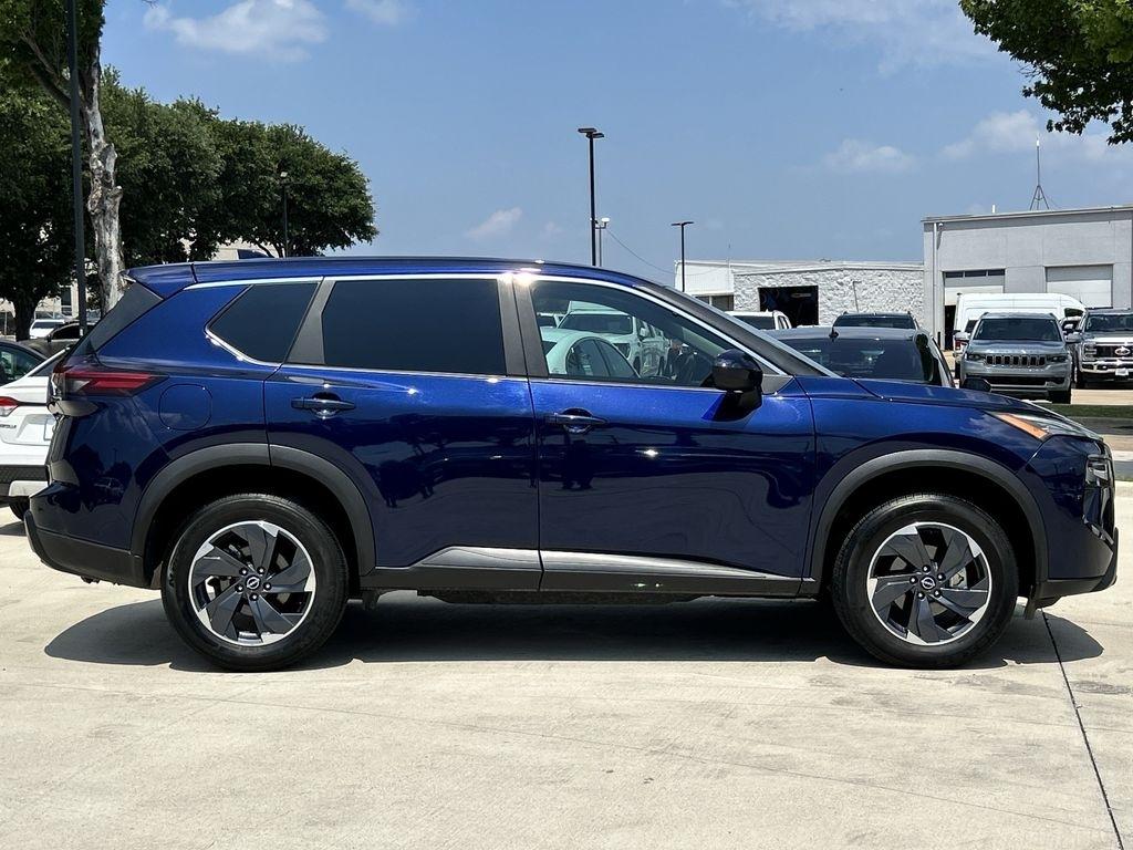 Nissan Rogue SV 2024