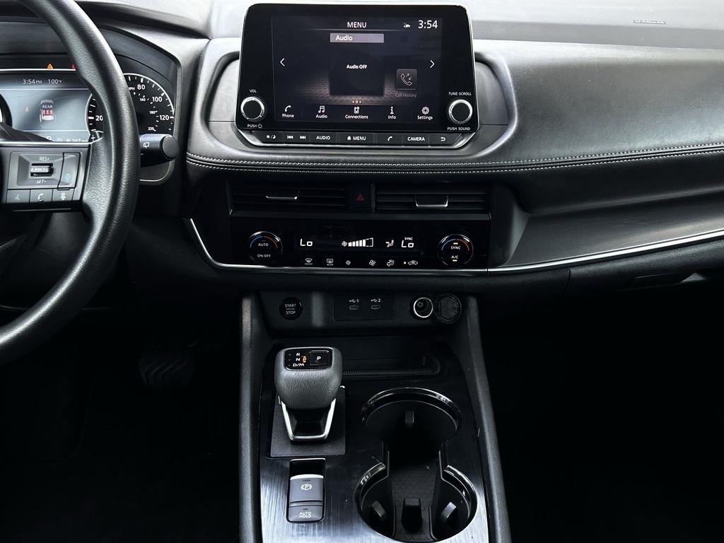 Nissan Rogue SV 2024