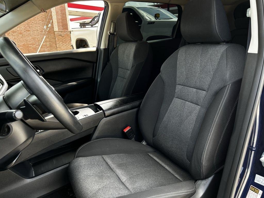 Nissan Rogue SV 2024
