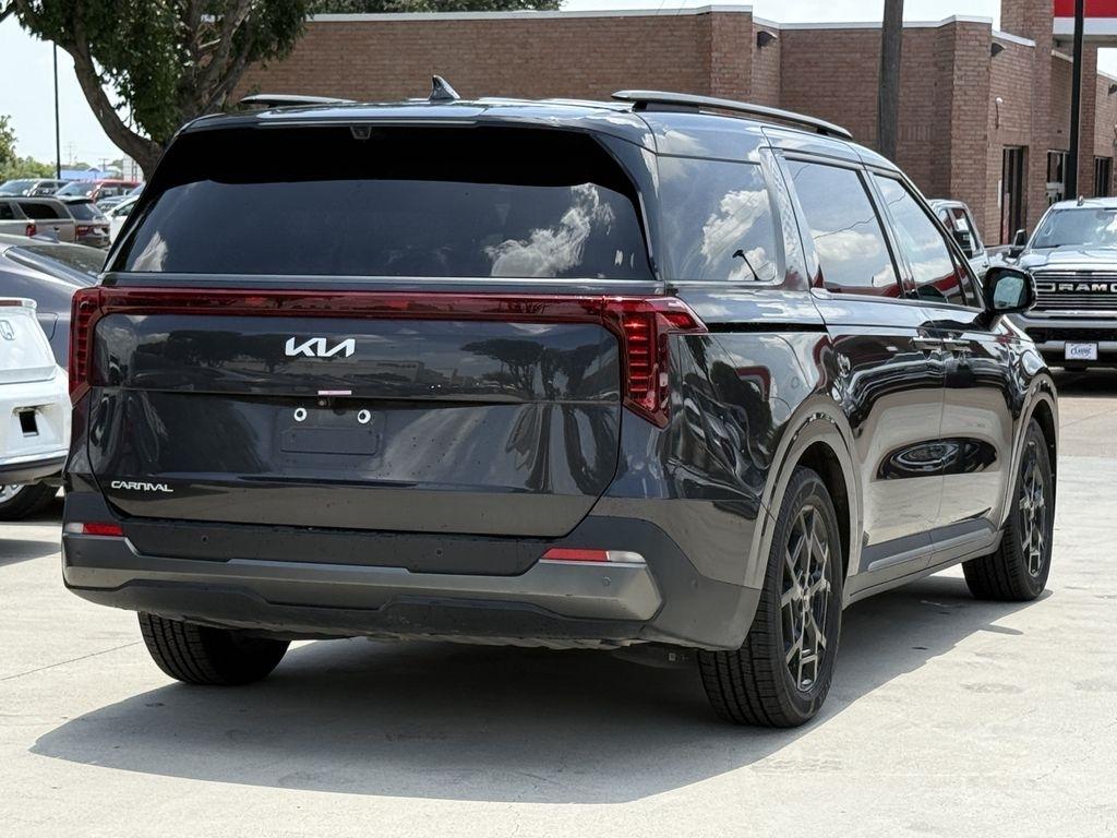 Kia Carnival SX Prestige 2025