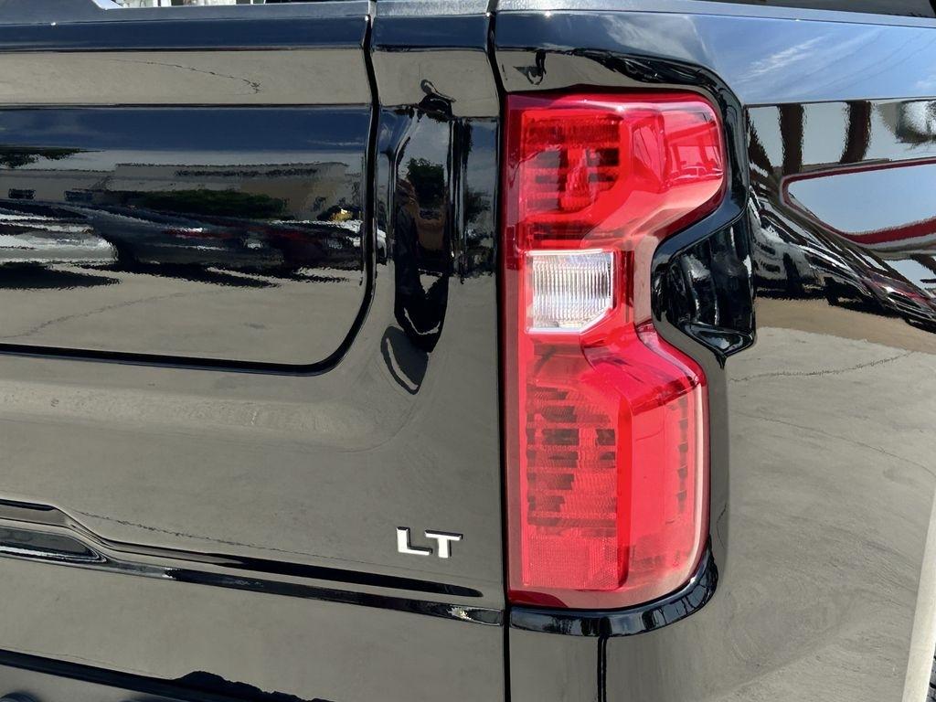 Chevrolet Silverado 1500 LT Crew Cab 2WD 2025