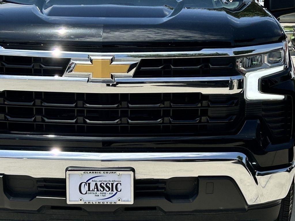Chevrolet Silverado 1500 LT Crew Cab 2WD 2025