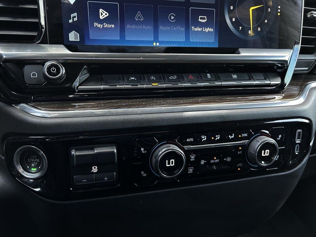 Chevrolet Silverado 1500 LT Crew Cab 2WD 2025