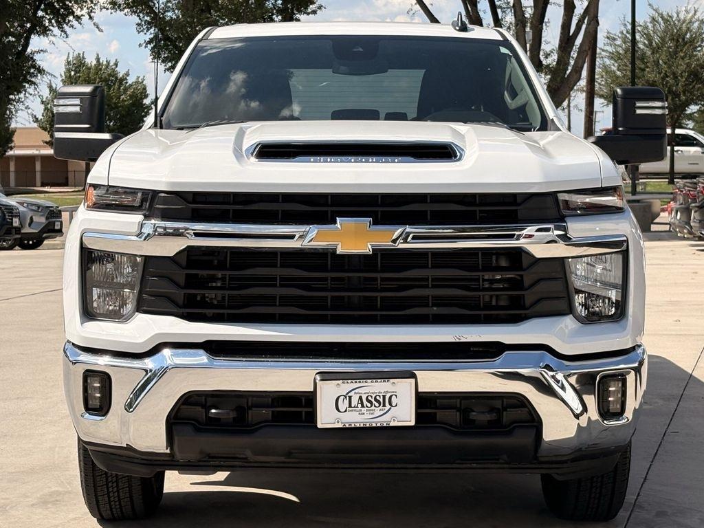 Chevrolet Silverado 2500HD LT Crew Cab Long Box 4WD 2025
