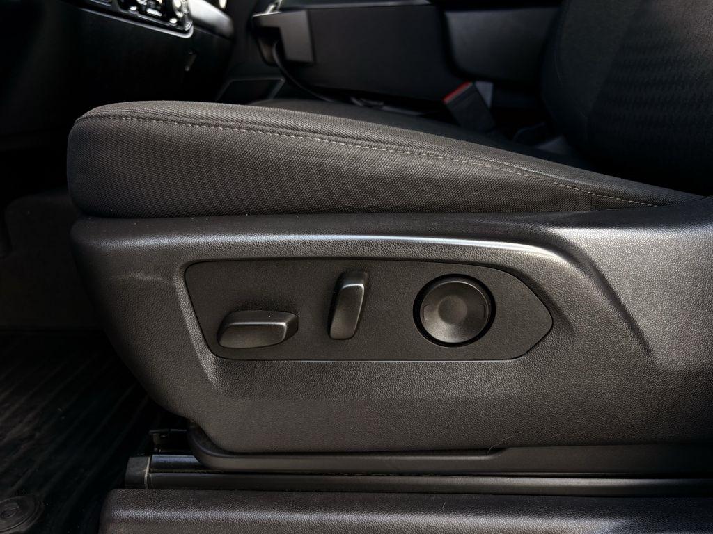 Chevrolet Silverado 2500HD LT Crew Cab Long Box 4WD 2025