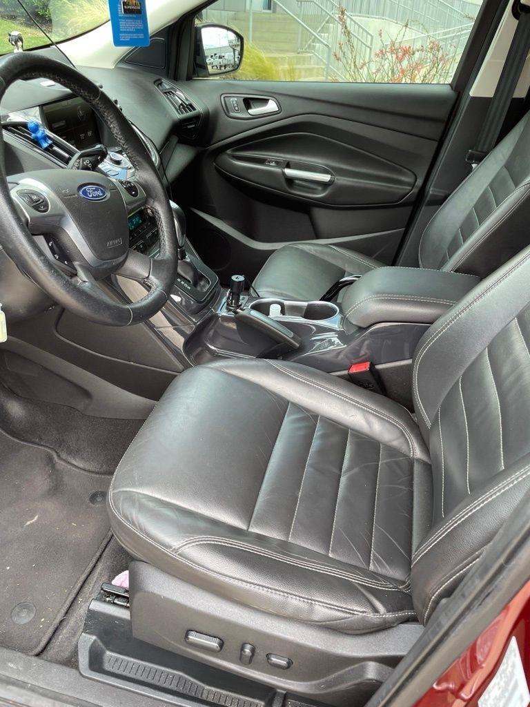 Ford Escape Titanium FWD 2015