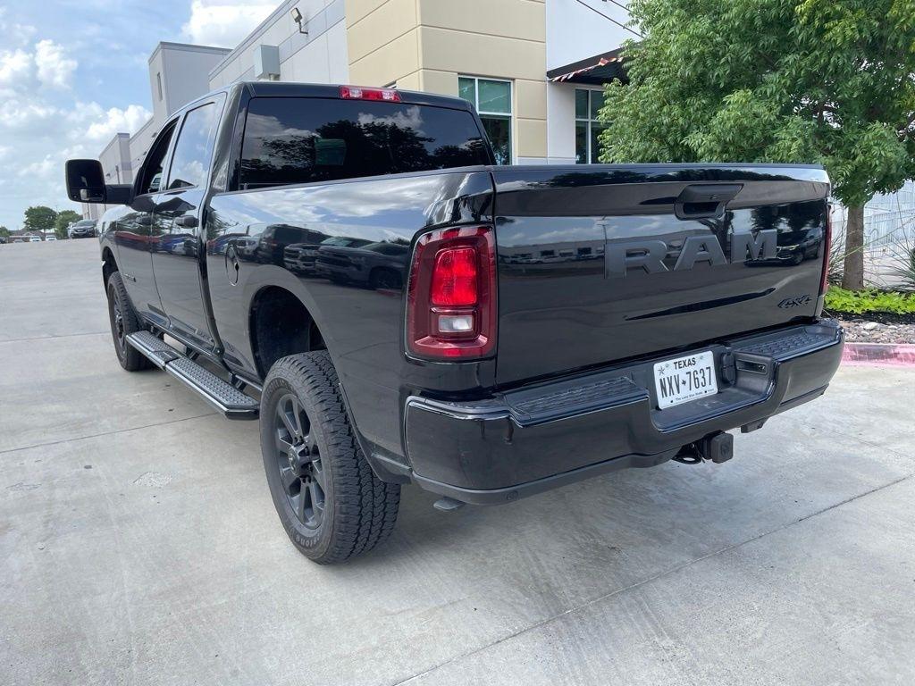 RAM 2500 Tradesman Crew Cab SWB 4WD 2026