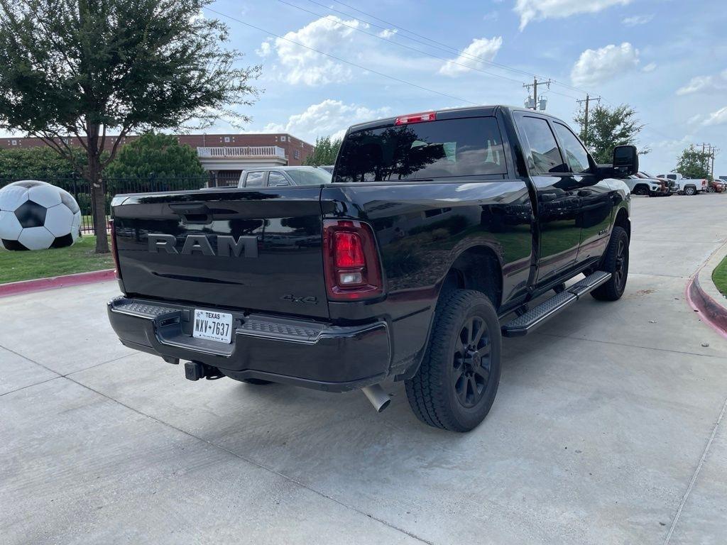 RAM 2500 Tradesman Crew Cab SWB 4WD 2026