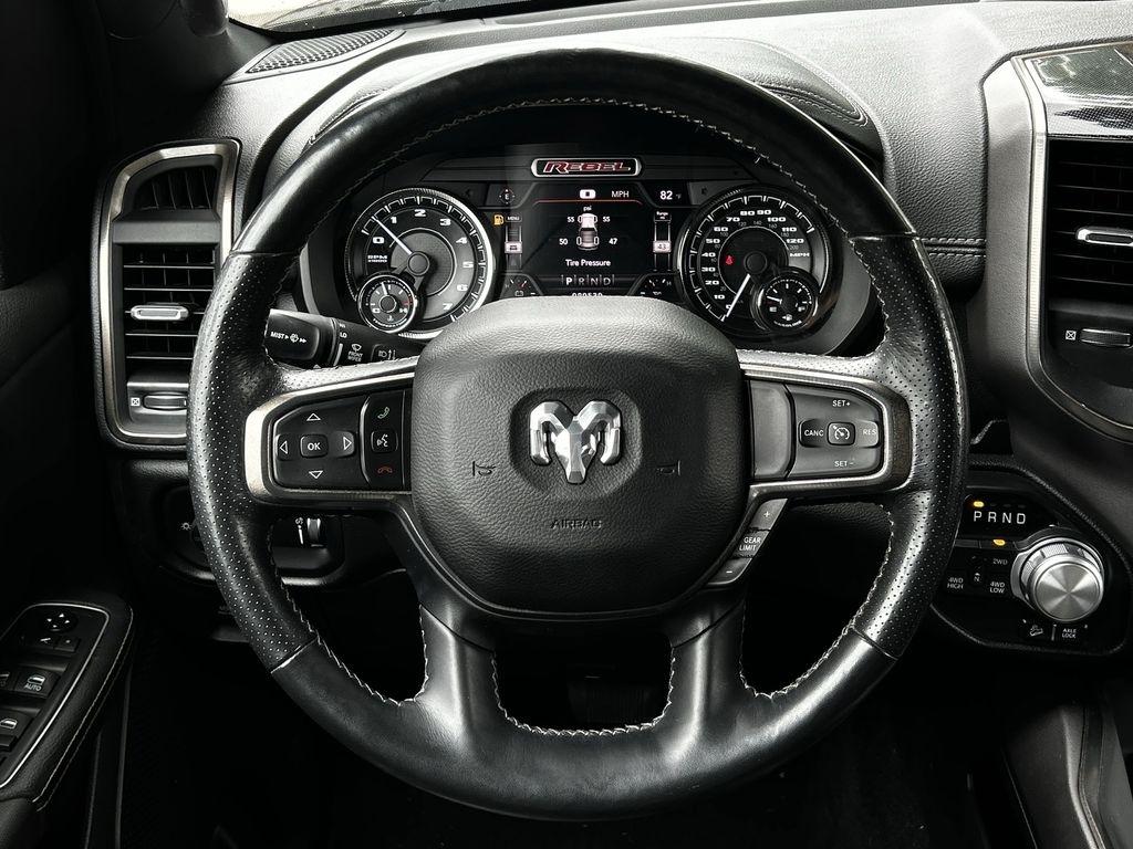 RAM 1500 Rebel Crew Cab SB 4WD 2021