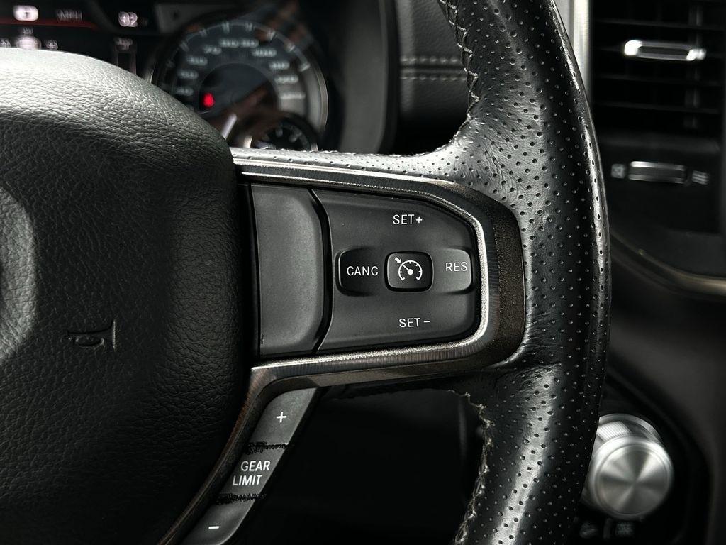 RAM 1500 Rebel Crew Cab SB 4WD 2021