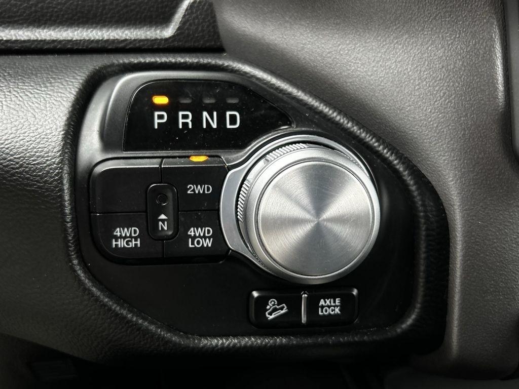 RAM 1500 Rebel Crew Cab SB 4WD 2021