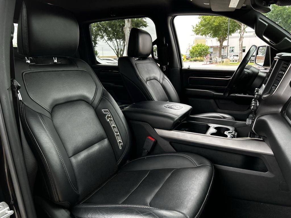 RAM 1500 Rebel Crew Cab SB 4WD 2021
