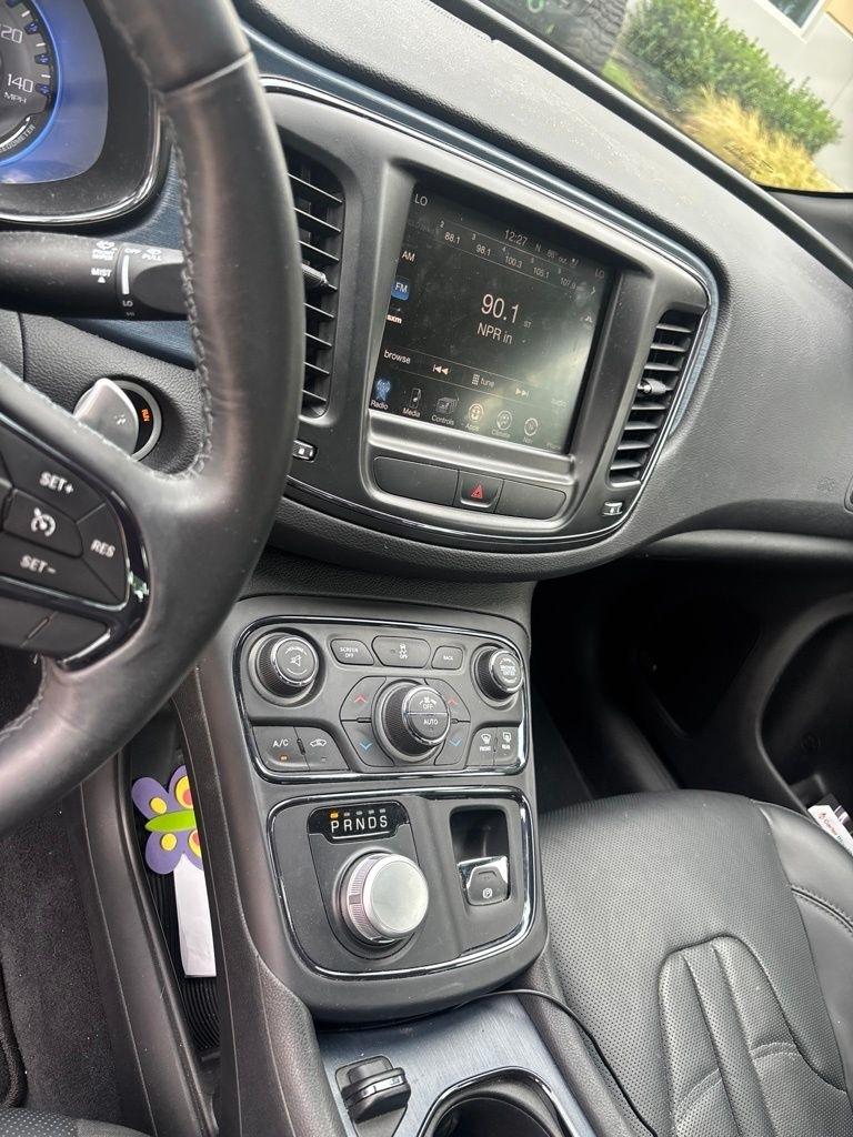 Chrysler 200 S AWD 2015