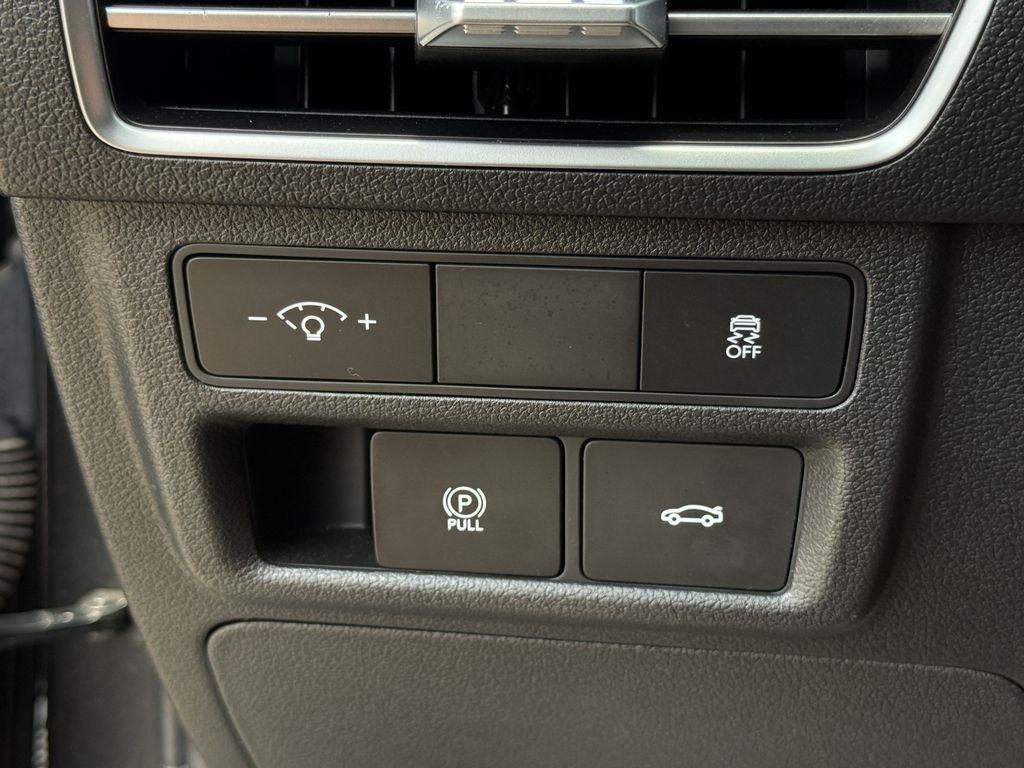 Hyundai Sonata SEL 2025