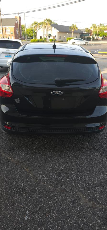 Ford Focus SE Hatch 2013