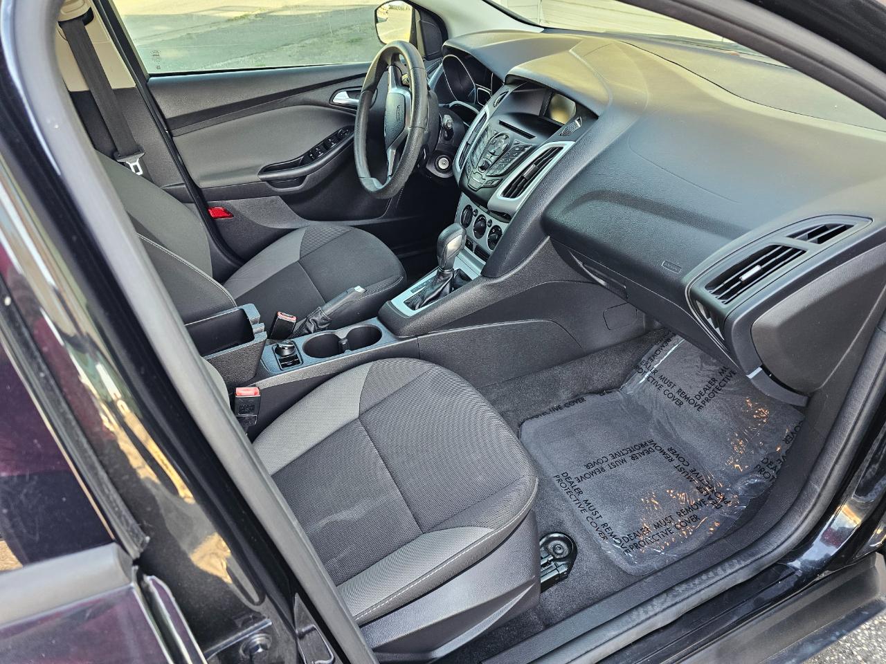 Ford Focus SE Hatch 2013