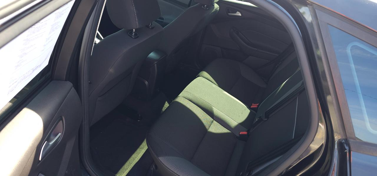 Ford Focus SE Hatch 2013