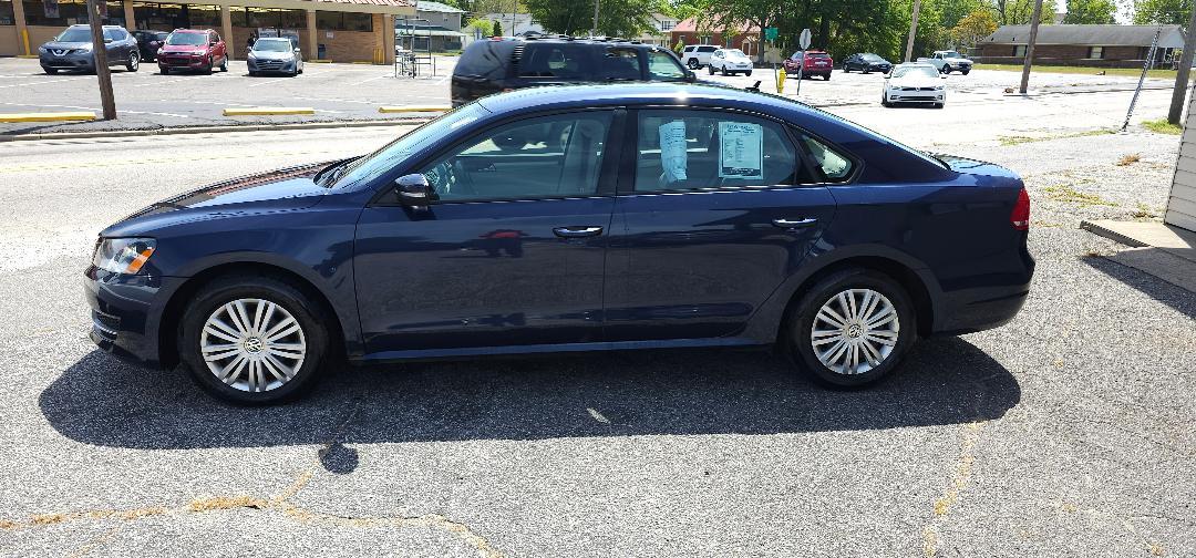 Volkswagen Passat 1.8T Wolfsburg AT 2014