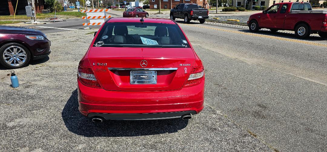 Mercedes-Benz C-Class C300 4MATIC Luxury Sedan 2009