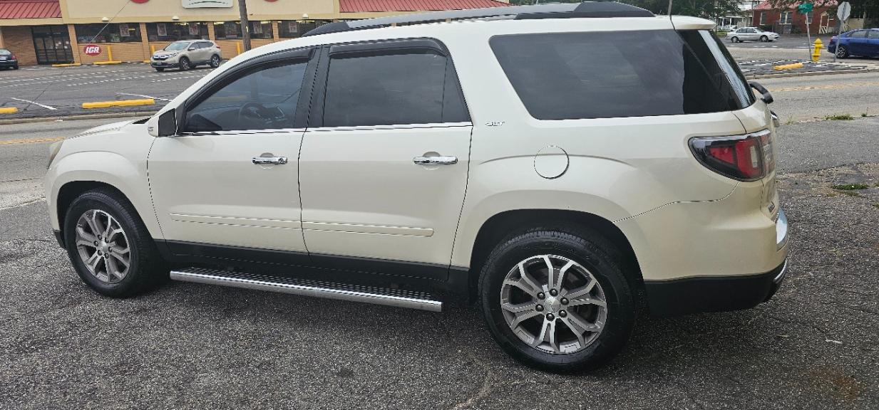 GMC Acadia SLT-2 FWD 2013