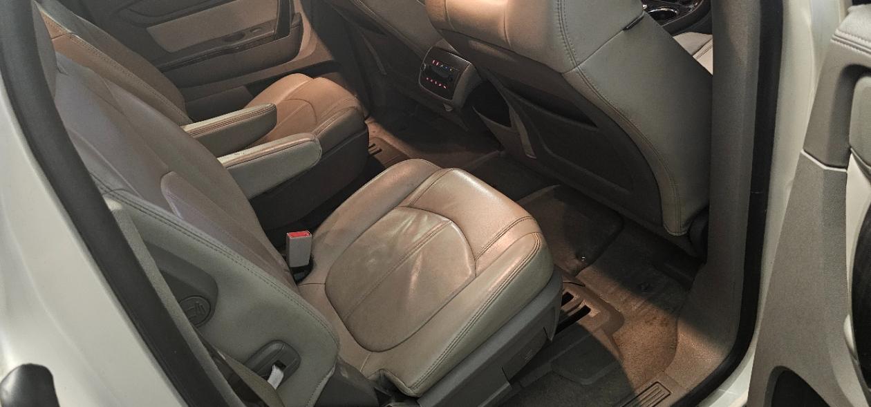 GMC Acadia SLT-2 FWD 2013