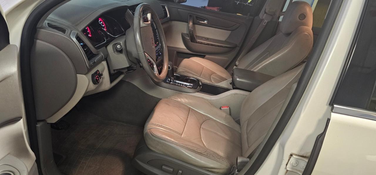 GMC Acadia SLT-2 FWD 2013