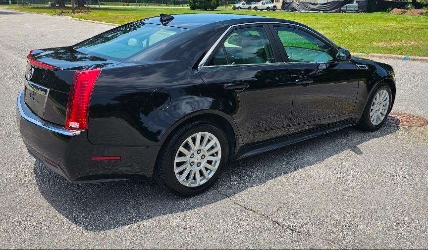 Cadillac CTS Base 2012