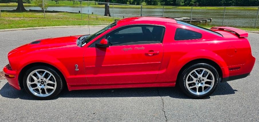 Ford MUSTANG GT  2006