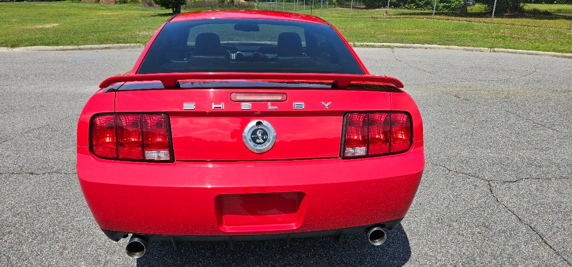 Ford MUSTANG GT  2006