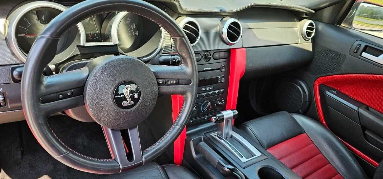 Ford MUSTANG GT  2006