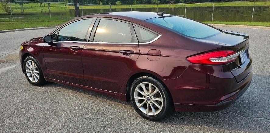 Ford Fusion SE 2017