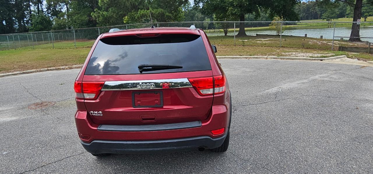 Jeep Grand Cherokee Laredo 4WD 2012