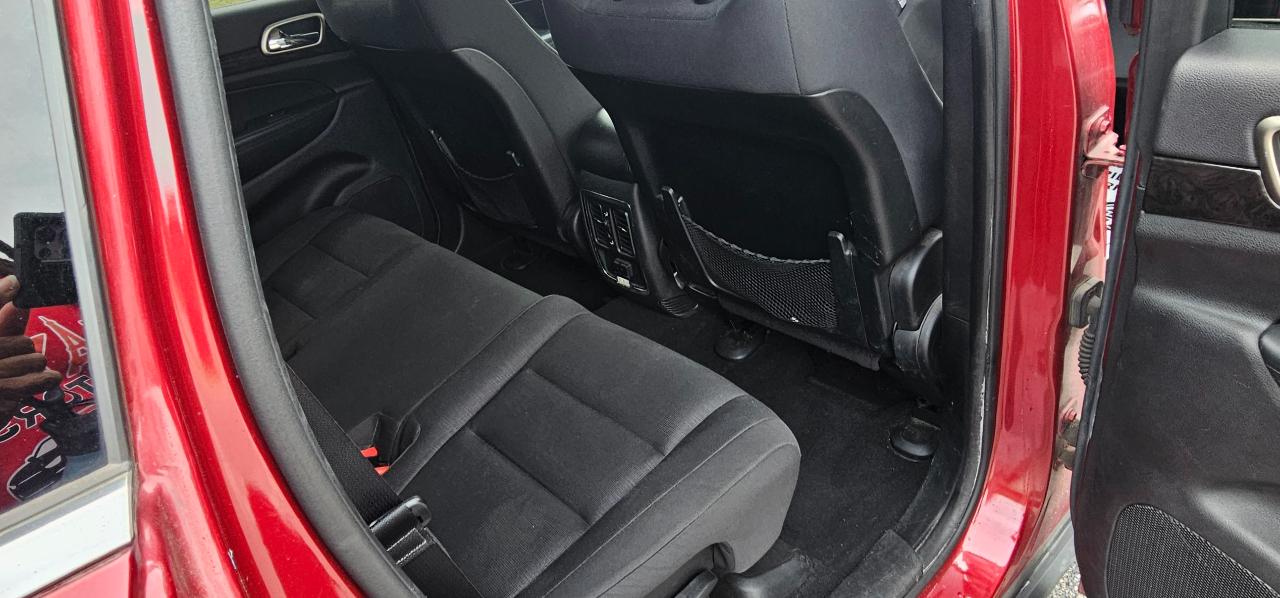 Jeep Grand Cherokee Laredo 4WD 2012