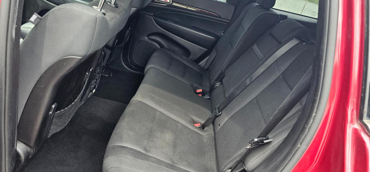 Jeep Grand Cherokee Laredo 4WD 2012