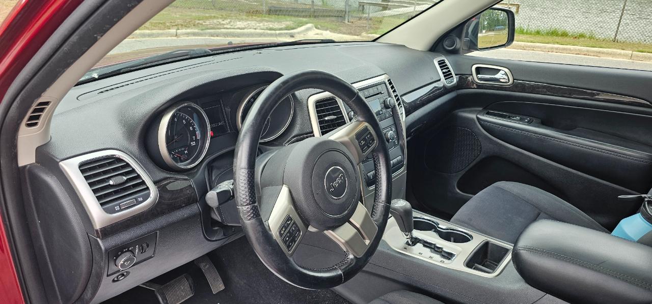 Jeep Grand Cherokee Laredo 4WD 2012