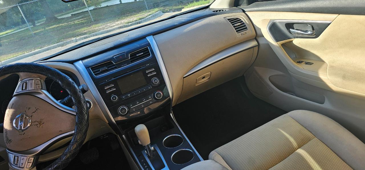 Nissan Altima 2.5 SV 2015